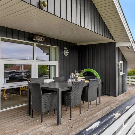 Joonatan - 900m From The Sea By Interhome *