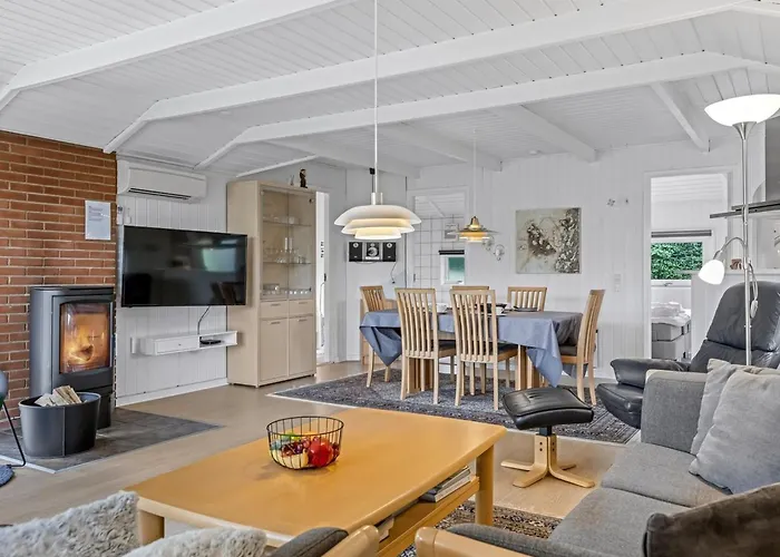 Joonatan - 900m From The Sea By Interhome Nyaraló *