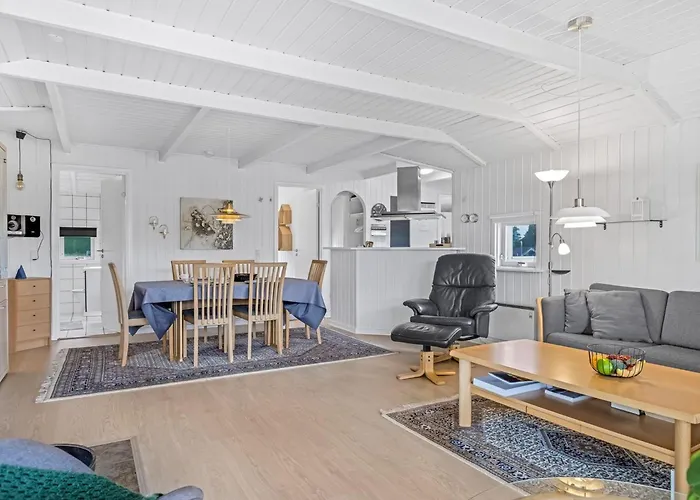 Joonatan - 900m From The Sea By Interhome *
