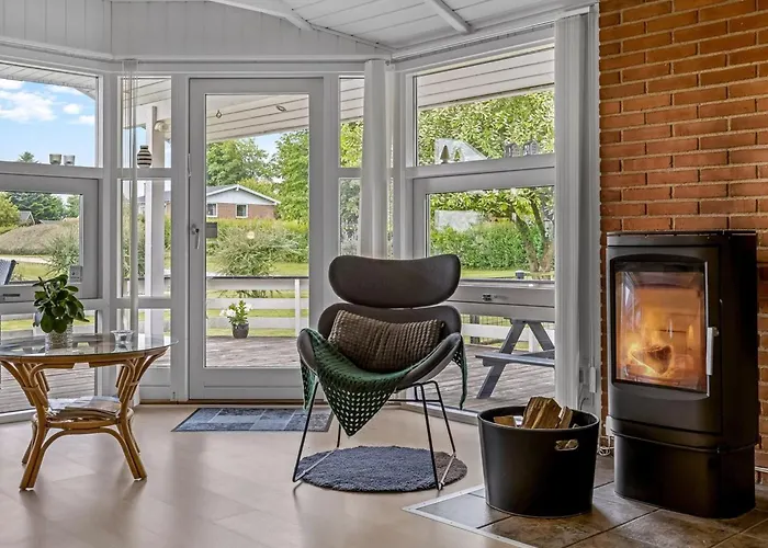 Joonatan - 900m From The Sea By Interhome *