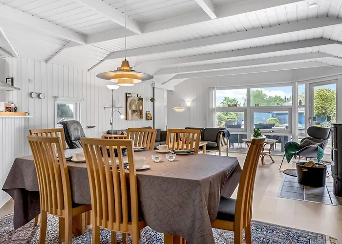 Nyaraló Joonatan - 900m From The Sea By Interhome Hejls